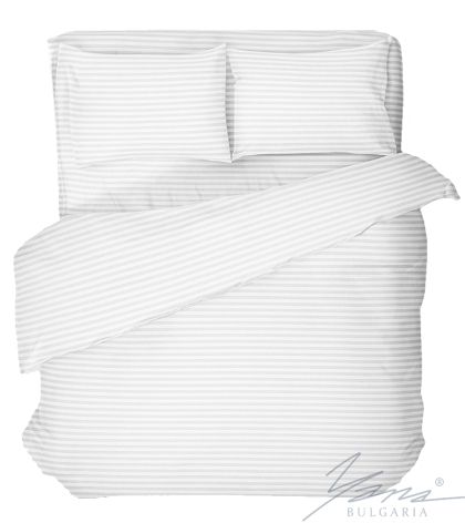 Women's two-tone intarsia sweater "O" neckline green