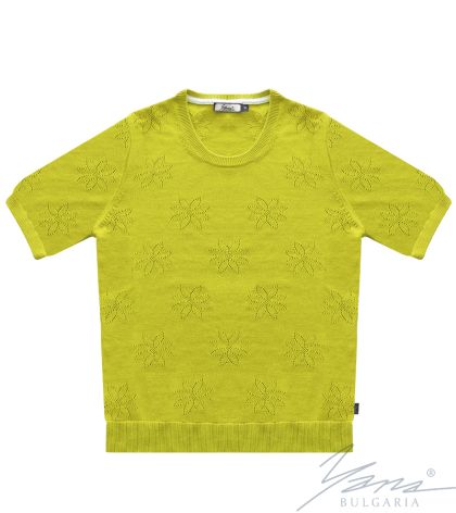 Women's crew neck sweater in mustard