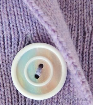 Dámský svetr s vysokým polo límečkem fialova