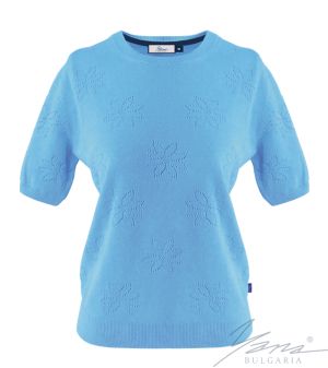 Dámský svetr bije syn